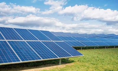 光伏擴產潮下，核心設備需求激增，行業“賣鏟人”迎來黃金發展期