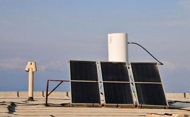 光伏全線爆發 新能源最強風口來襲，光伏設備產業迎來黃金時代